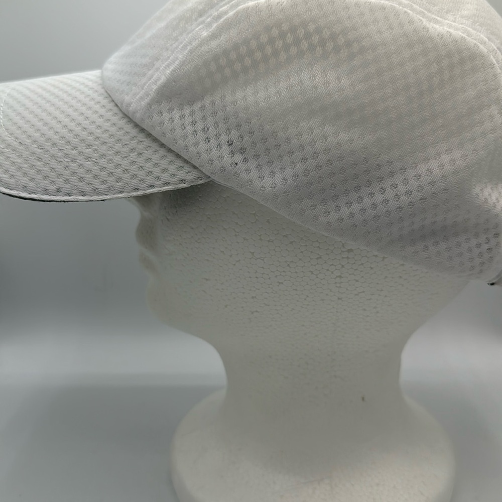 TrailHeads lightweight white running/hiking/sports/leisure cap
